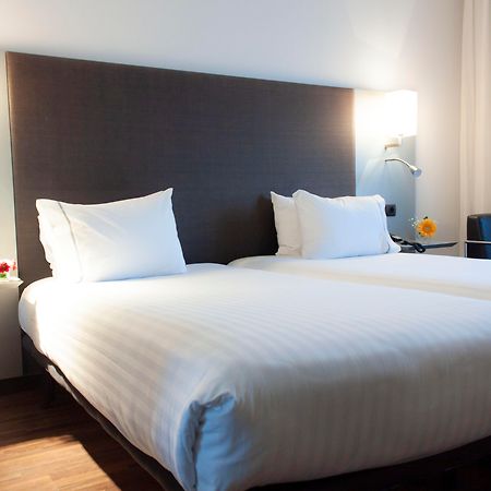 Exe Zizur Pamplona Hotell Zizur Mayor Eksteriør bilde