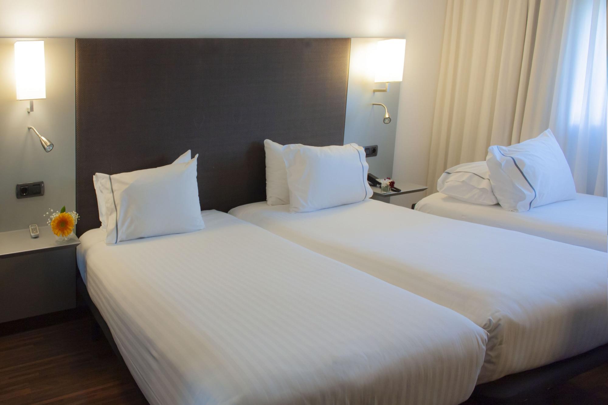 Exe Zizur Pamplona Hotell Zizur Mayor Eksteriør bilde