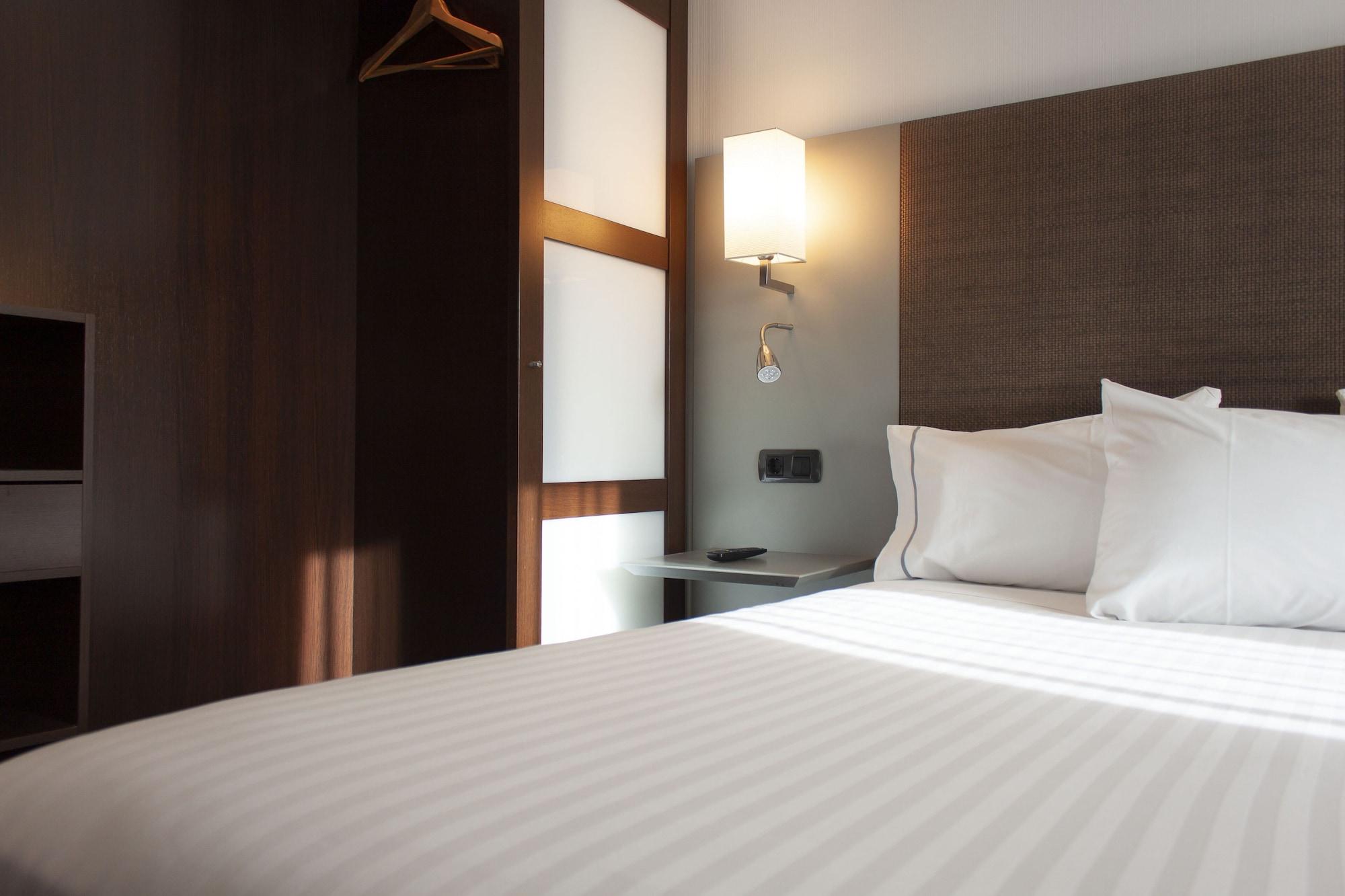 Exe Zizur Pamplona Hotell Zizur Mayor Eksteriør bilde